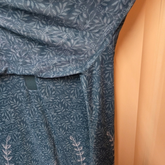 ‼️3/$30‼️Timeson Ladies Flowered Long Sleeve Top Medium greenish/teal - Picture 9 of 16